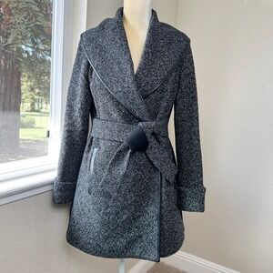 Trina Turk Coat Womens 6 Black White Wool Blend Herringbone Belted Fit Flare